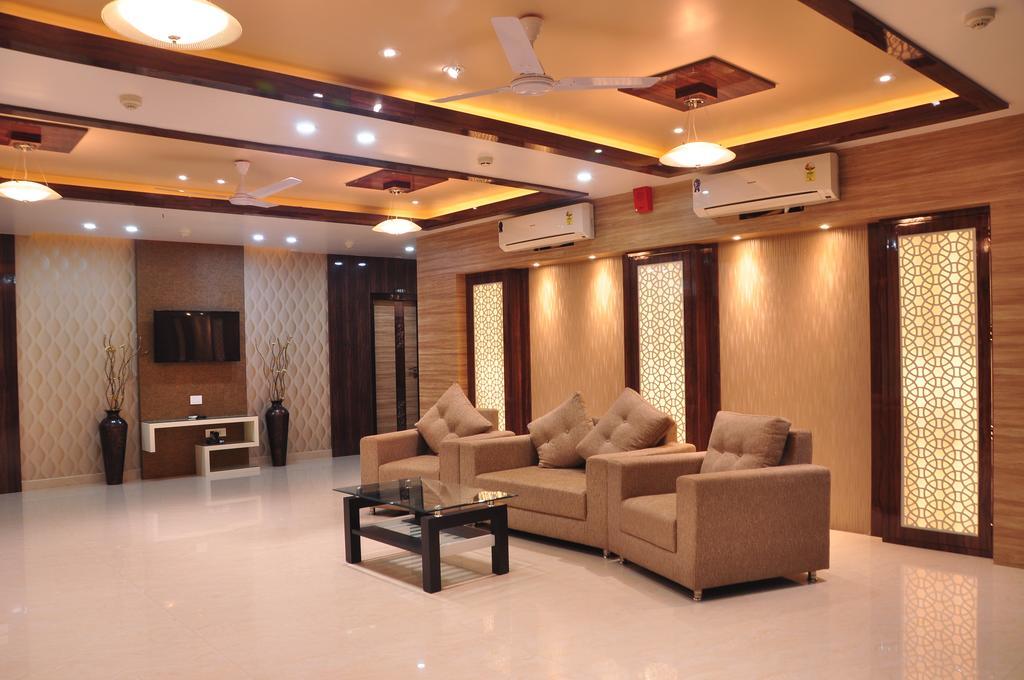 Awesome Palace Hotel Guwahati Exterior foto