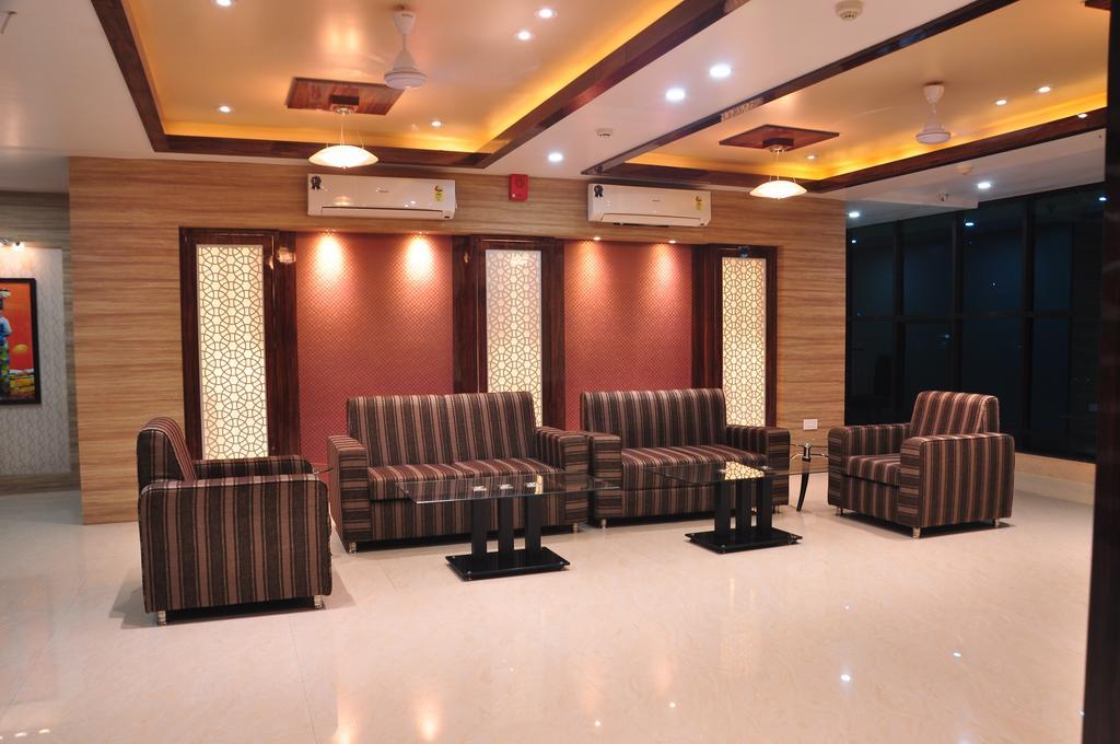 Awesome Palace Hotel Guwahati Exterior foto