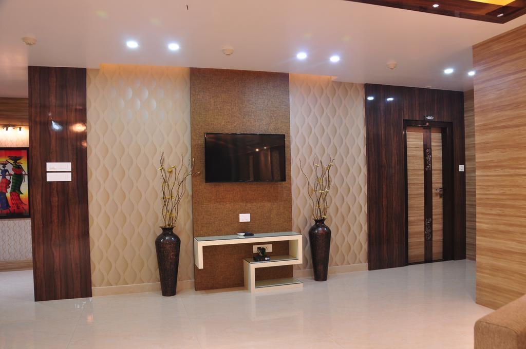 Awesome Palace Hotel Guwahati Exterior foto
