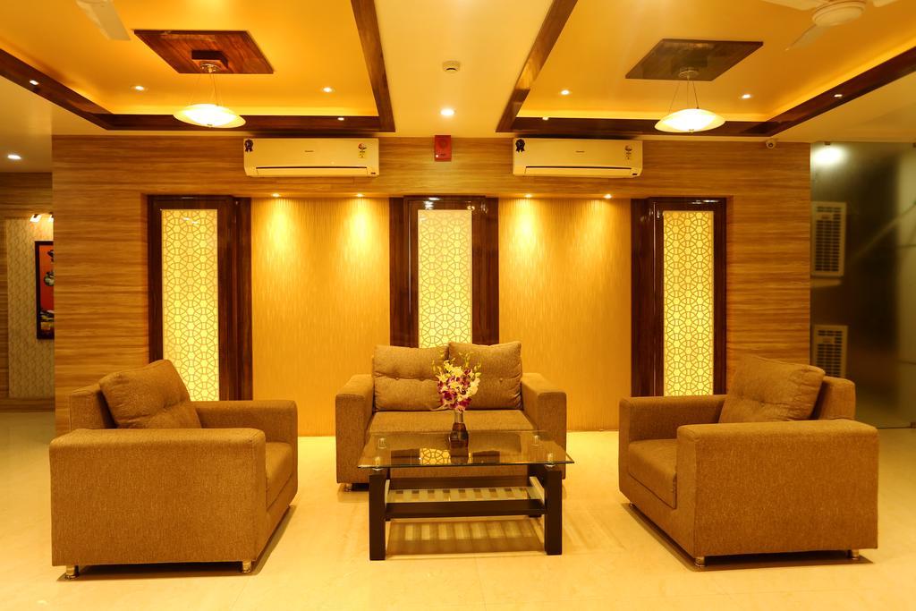 Awesome Palace Hotel Guwahati Exterior foto