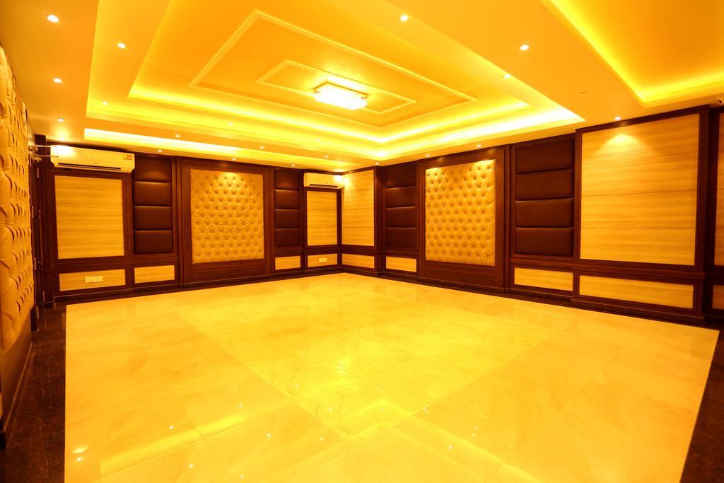 Awesome Palace Hotel Guwahati Exterior foto