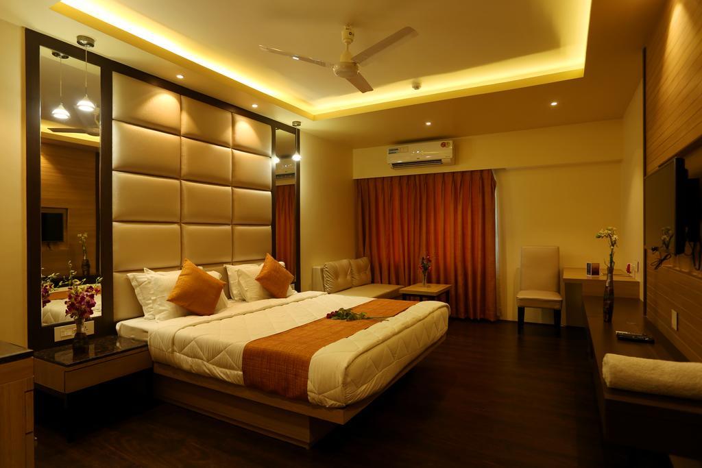 Awesome Palace Hotel Guwahati Exterior foto